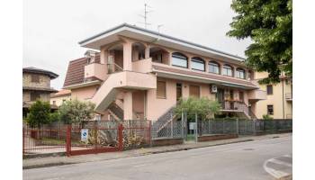 villetta bifamiliare